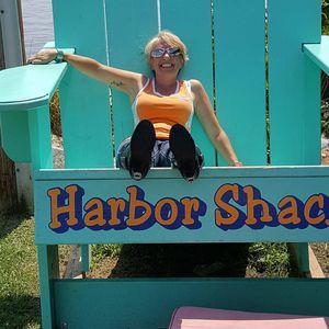 Meet your Posher, Sherry